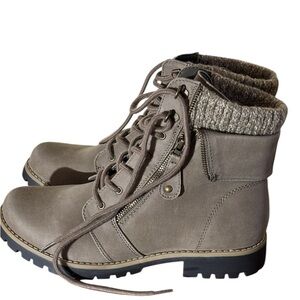 Cliffs by white mountain ankle boots